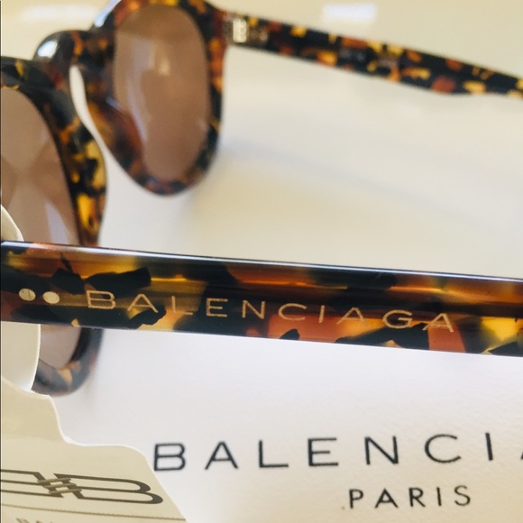 BALENCIAGA Vintage sunglasses Never used Flawless - Picture 5 of 8